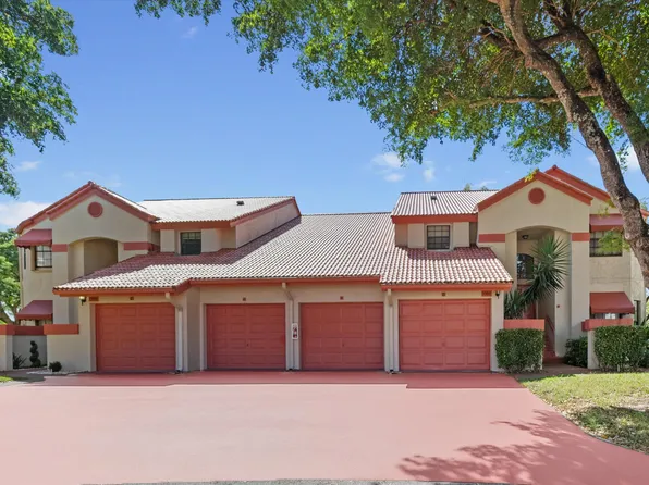 7701 Lexington Club Boulevard #B, Delray Beach, FL 33446