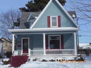 1232 Merryman St, Marinette, WI 54143