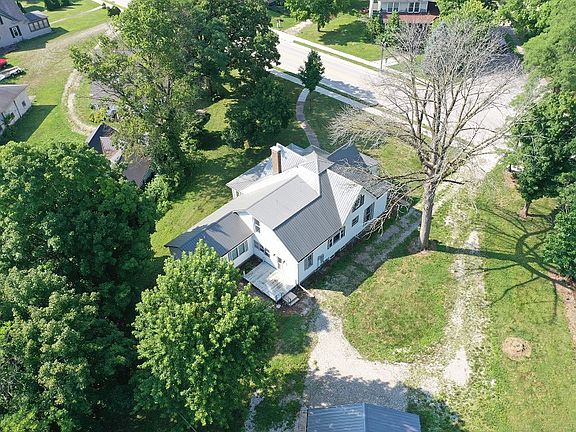 2nd image of 516 Howard Ave