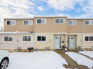 5520 E 1st Ave SE #37, Calgary, AB T2A5Z7