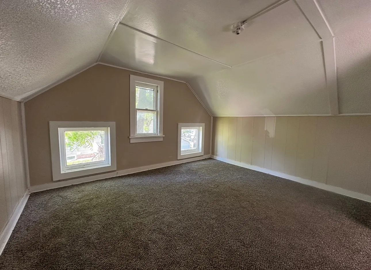 2 bed, 500 sqft, $850 — Photo 2