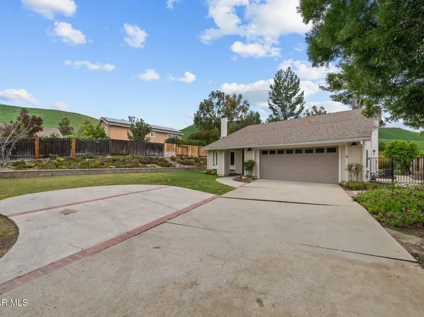 6656 Smoke Tree Ave, Oak Park, CA 91377