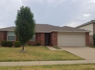 321 Firewheel Rd, Burleson, TX 76028