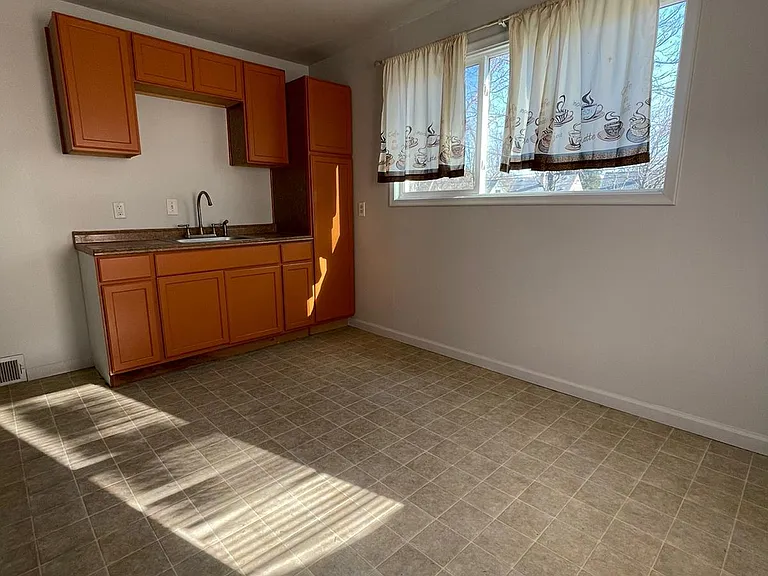 18402 Denby — Photo 9