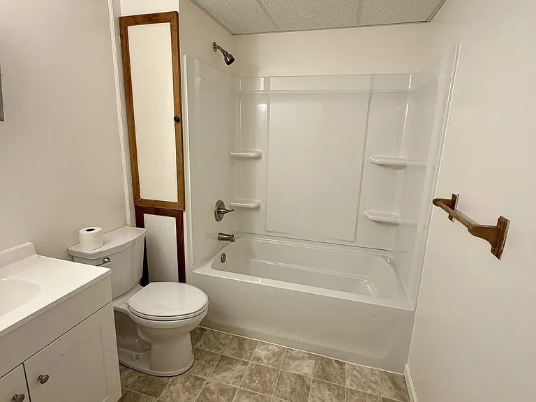 418 E Wood St #5 — Photo 9