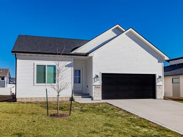 2815 22nd St SW, Altoona, IA 50009