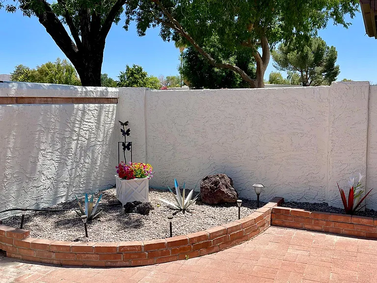 9226 E Altadena Ave — Photo 20