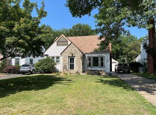 1821 SW Webster Ave, Topeka, KS 66604