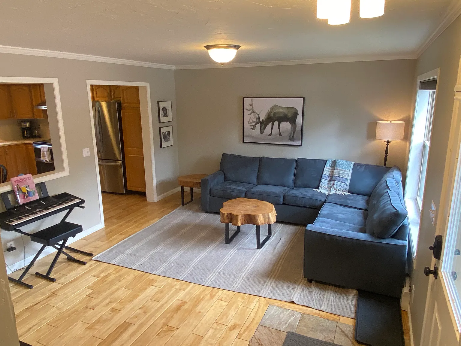 2 bed, 2.5 bath, 1184 sqft, $3,500 — Photo 2