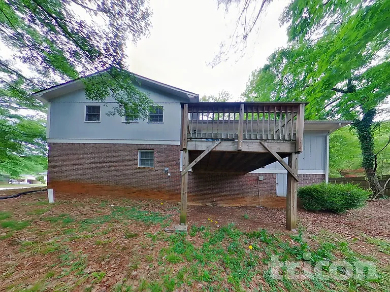 887 Sheppard Way — Photo 18