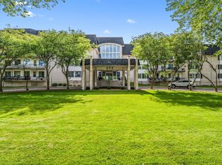 8750 Harrison Ave APT 409, Munster, IN