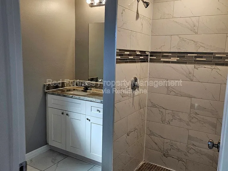 310 Gordon Ave S — Photo 7