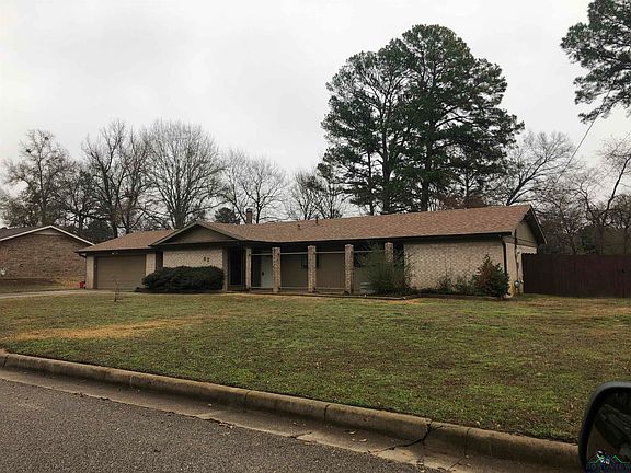 2nd image of 1820 Laney Dr