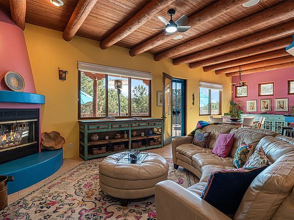 2nd image of 1743 Ridge Pointe Loop