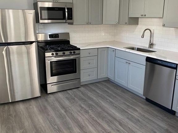 3rd image of 19 Mountainview Pl Floor 2