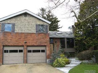 999 Jerome St, Baldwin, NY 11510