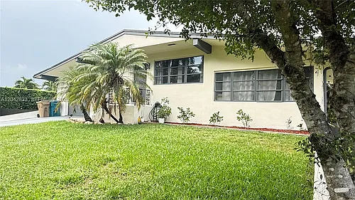 10751 SW 48th St Photo 1