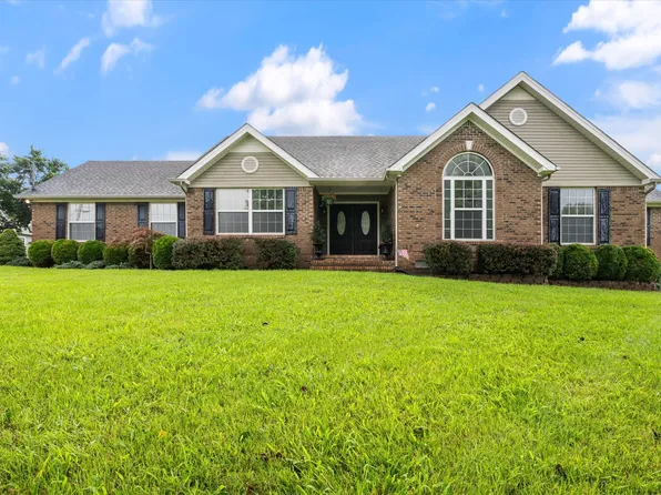 305 Davis Green Ln, Spring Hill, TN 37174