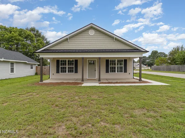 83 S Orange Street, Coats, NC 27521