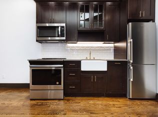 239 Hawthorne St #3F, Brooklyn, NY 11225