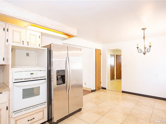 2nd image of 10915 Benston Dr E
