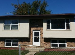 1426 Lloyd Ave, Waukegan, IL 60085