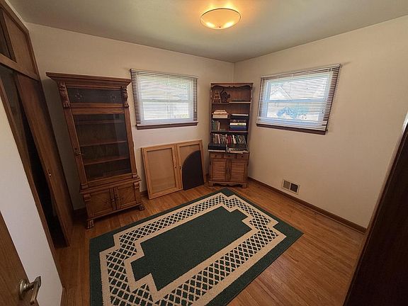 5th image of 3328 S 68th STREET