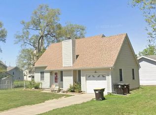 2930 Merrill St, Lincoln, NE 68503