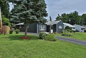 1st image of 7 Arthur Dr