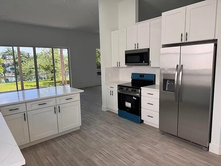 13377 NW 14th St — Photo 1