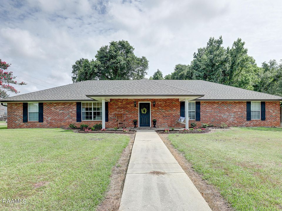 1107 W Linwood Dr, Opelousas, LA 70570 Zillow
