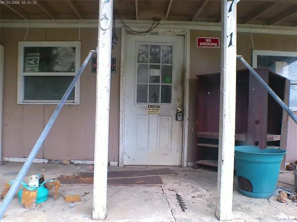 701 N Estes Ave, Yellville, AR 72687