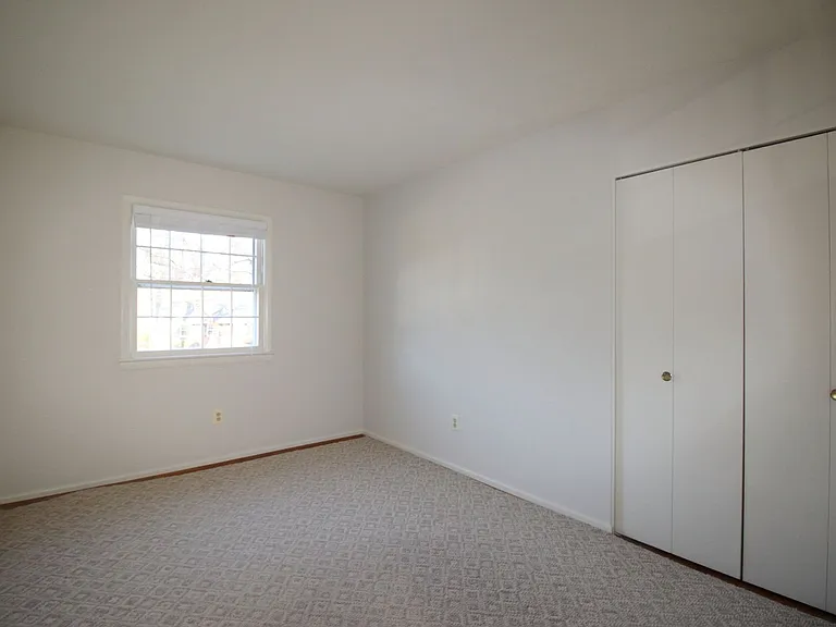 316 Patrick St SW — Photo 18