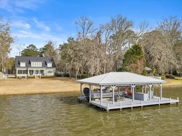 110 N Valhalla Ct, Cordele, GA 31015