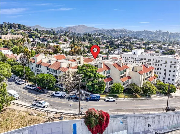 1900 Vine St APT 212, Los Angeles, CA 90068