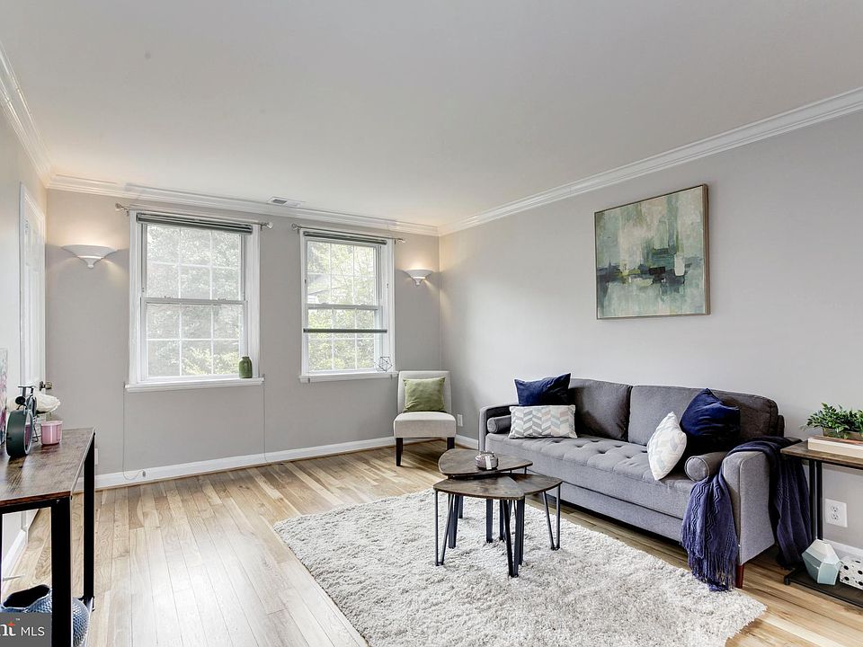 1st image of 4118 36th St S APT B1