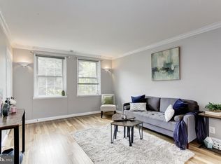 4118 36th St S APT B1, Arlington, VA 22206