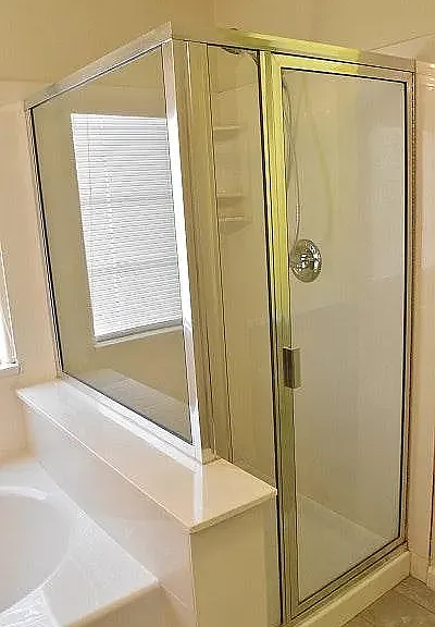 372 Adeline Ave — Photo 10