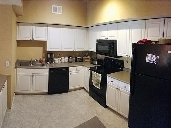 5th image of 410 Armenia Ave #937