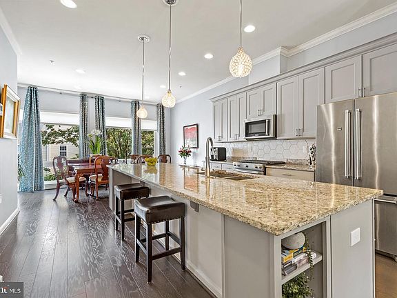 2nd image of 106 Cambria Walk