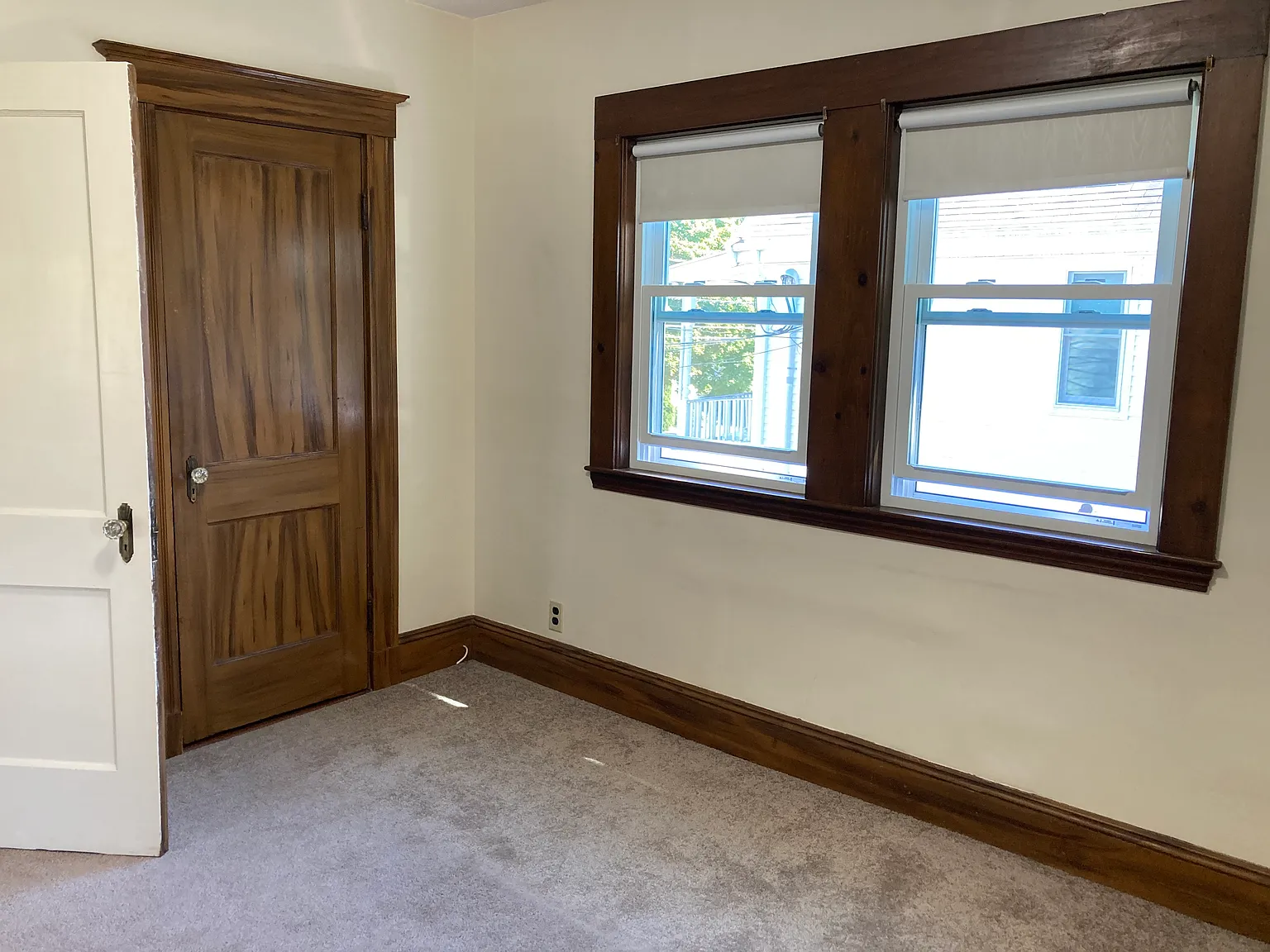 1 bed, 900 sqft, $2,000 — Photo 4