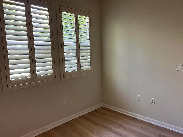 5683 Melodia Cir — Photo 24