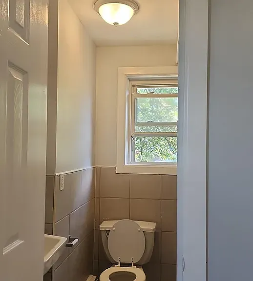 42 Doremus St #5D — Photo 5