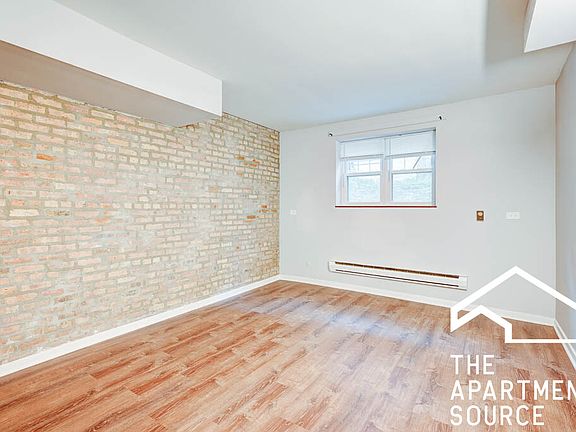 3rd image of 4878 N Magnolia Ave #B