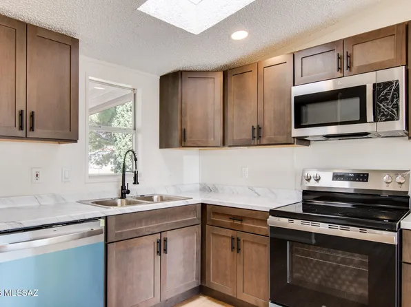 5545 E Hereford Rd, Hereford, AZ 85615