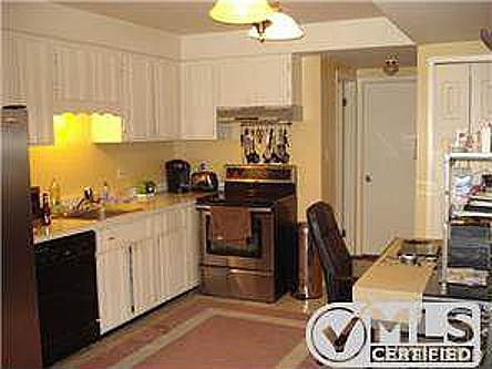 29498 Terrace Ct. Kitchen