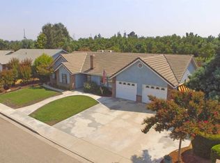 2727 E Paradise Ave, Visalia, CA 93292