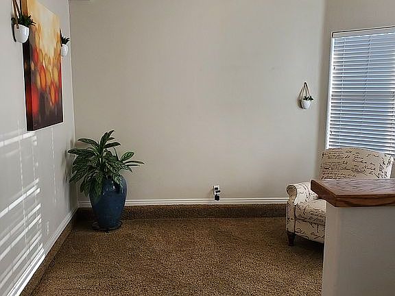 Extra space/area for lounge