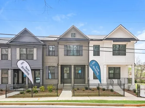 504 Elliston Pl, Ball Ground, GA 30107