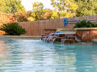 2720 Maple Brook Ct, Bedford, TX 76021